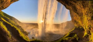 Islannin kiertomatka: Seljalandsfoss